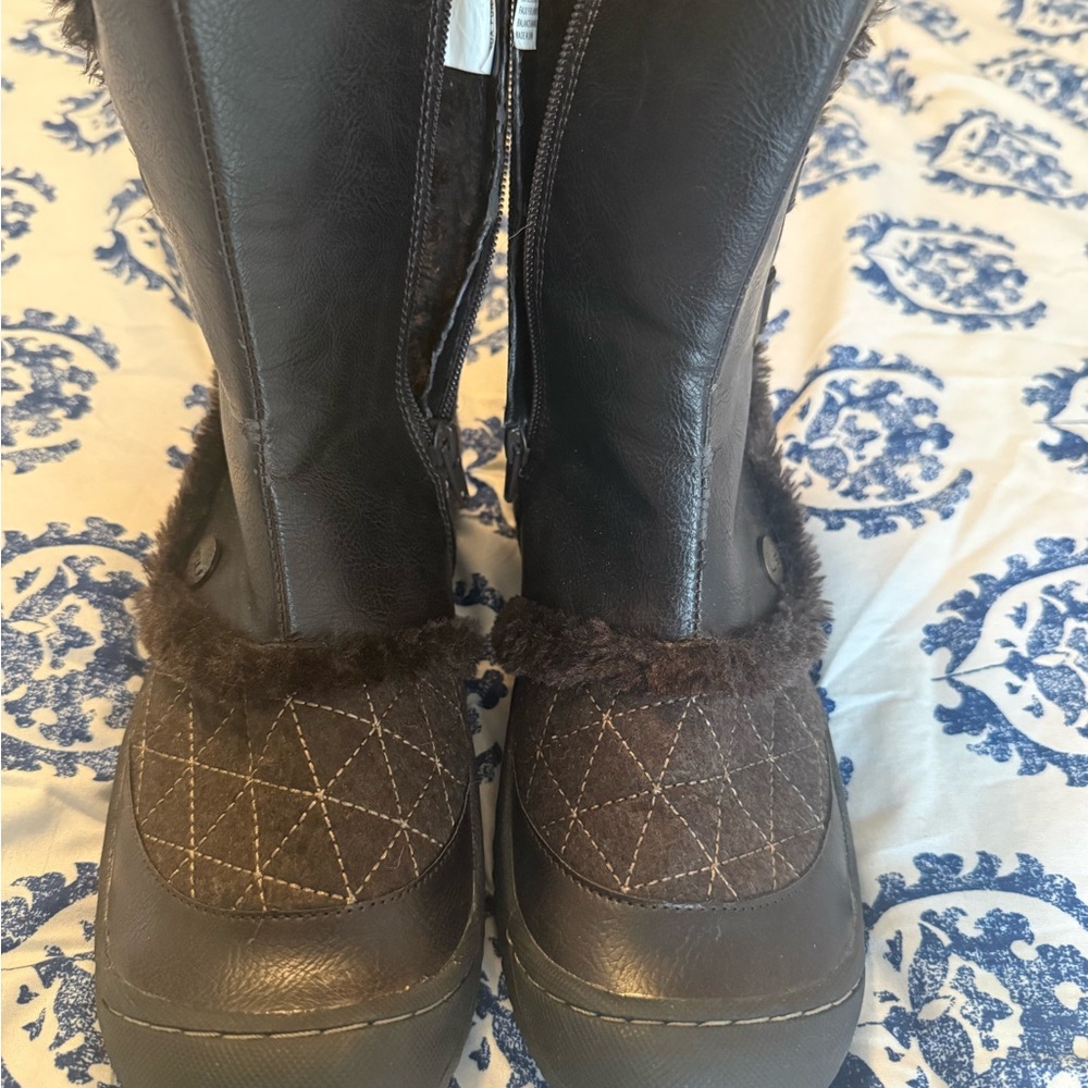 JBU Dark Brown Quilted Winter Boots